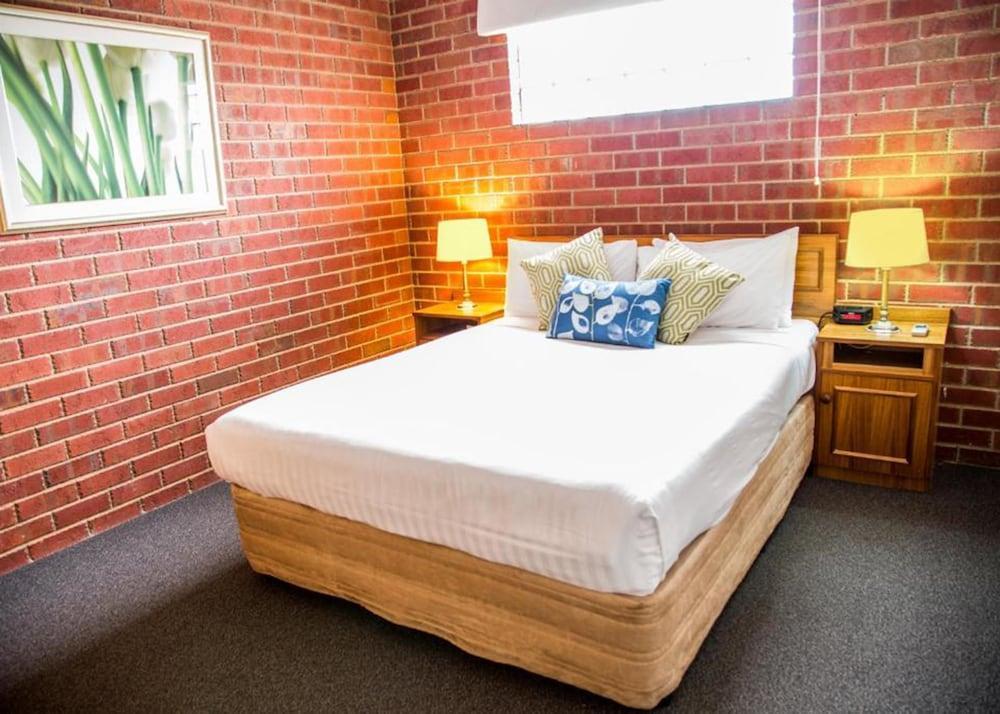 Burke And Wills Motor Inn Swan Hill Exteriör bild