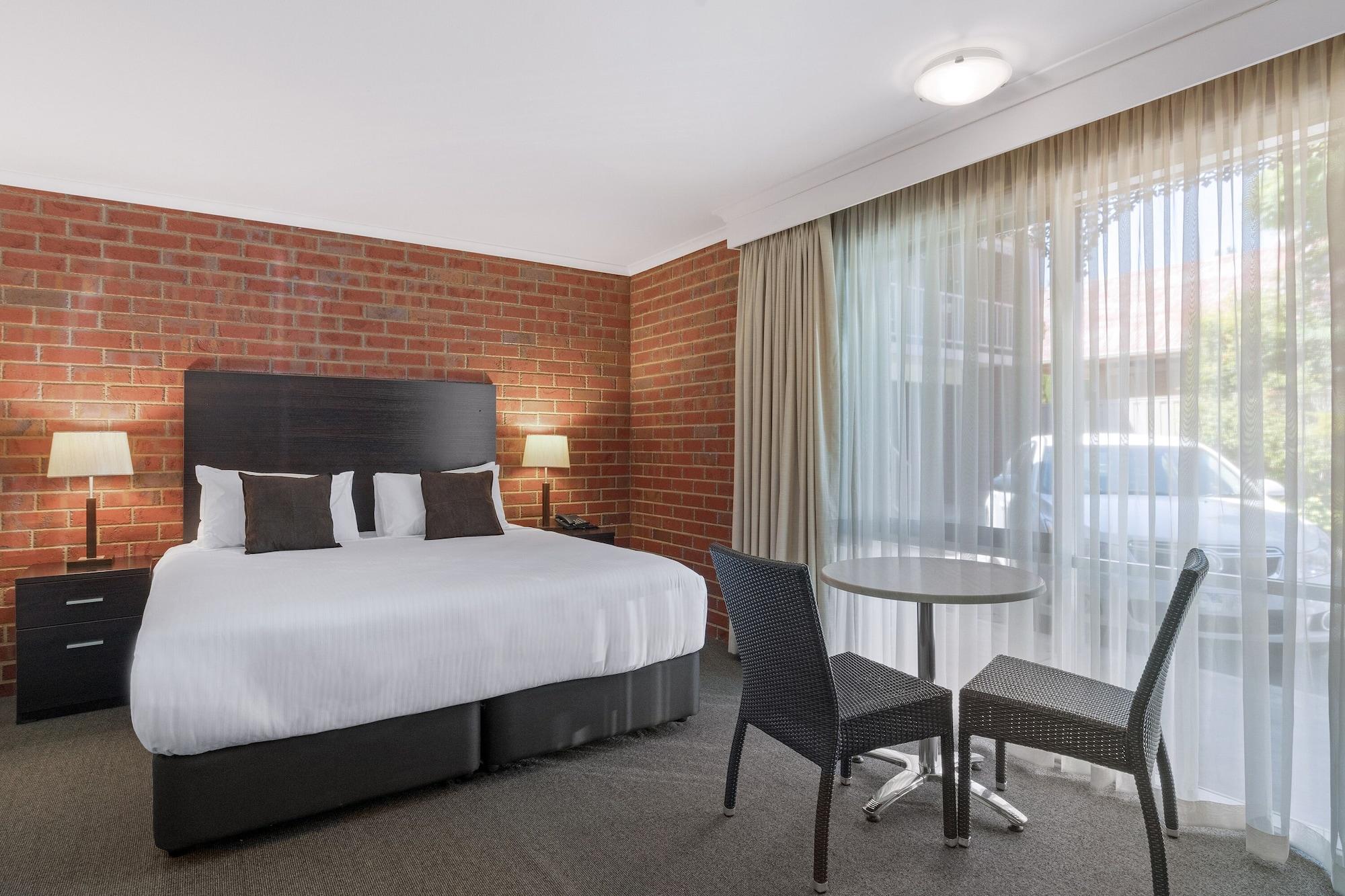 Burke And Wills Motor Inn Swan Hill Exteriör bild