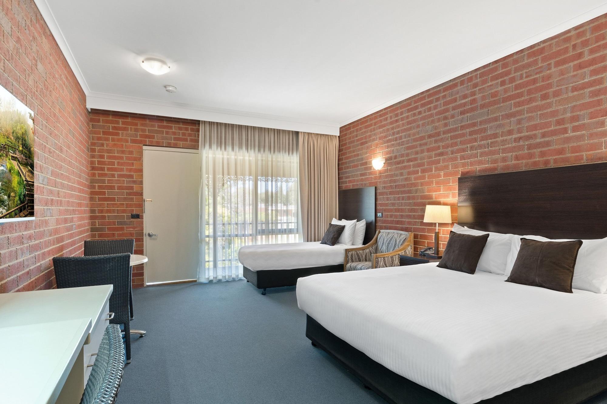 Burke And Wills Motor Inn Swan Hill Exteriör bild