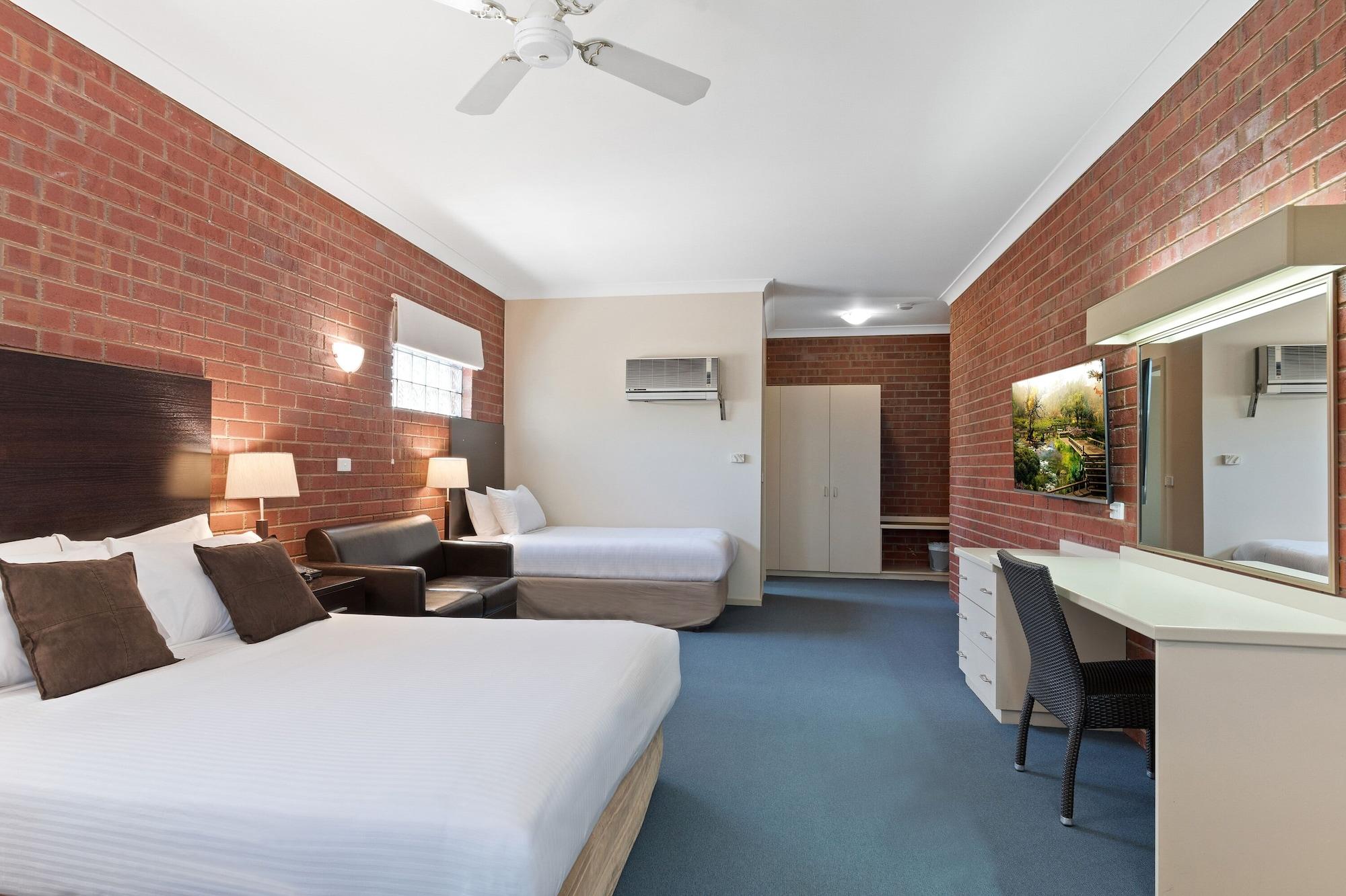 Burke And Wills Motor Inn Swan Hill Exteriör bild