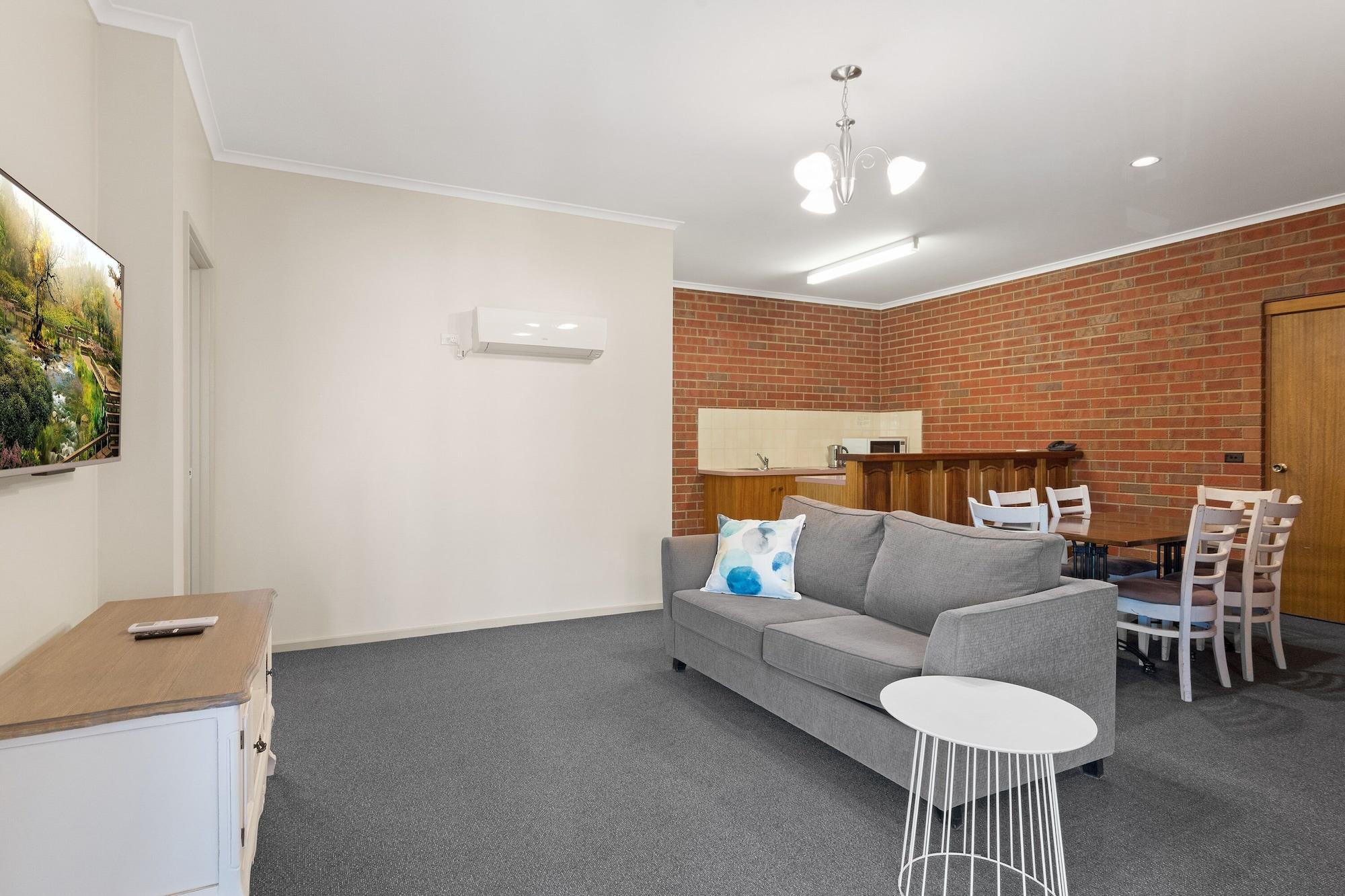 Burke And Wills Motor Inn Swan Hill Exteriör bild