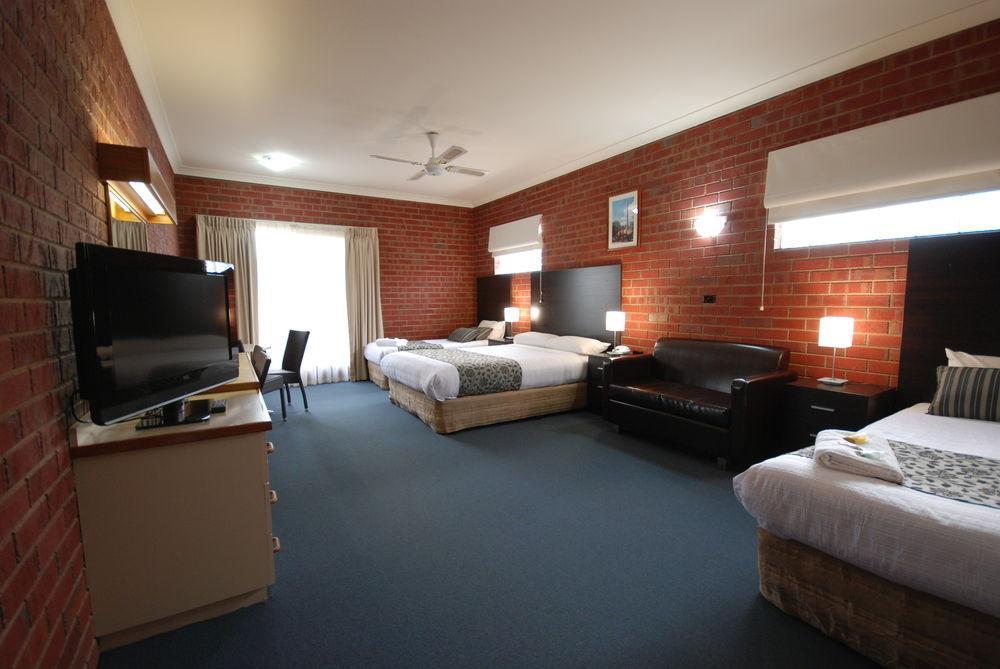 Burke And Wills Motor Inn Swan Hill Rum bild