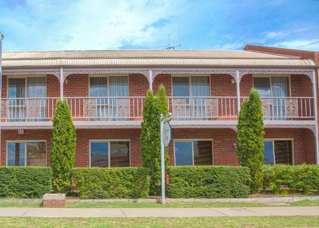 Burke And Wills Motor Inn Swan Hill Exteriör bild